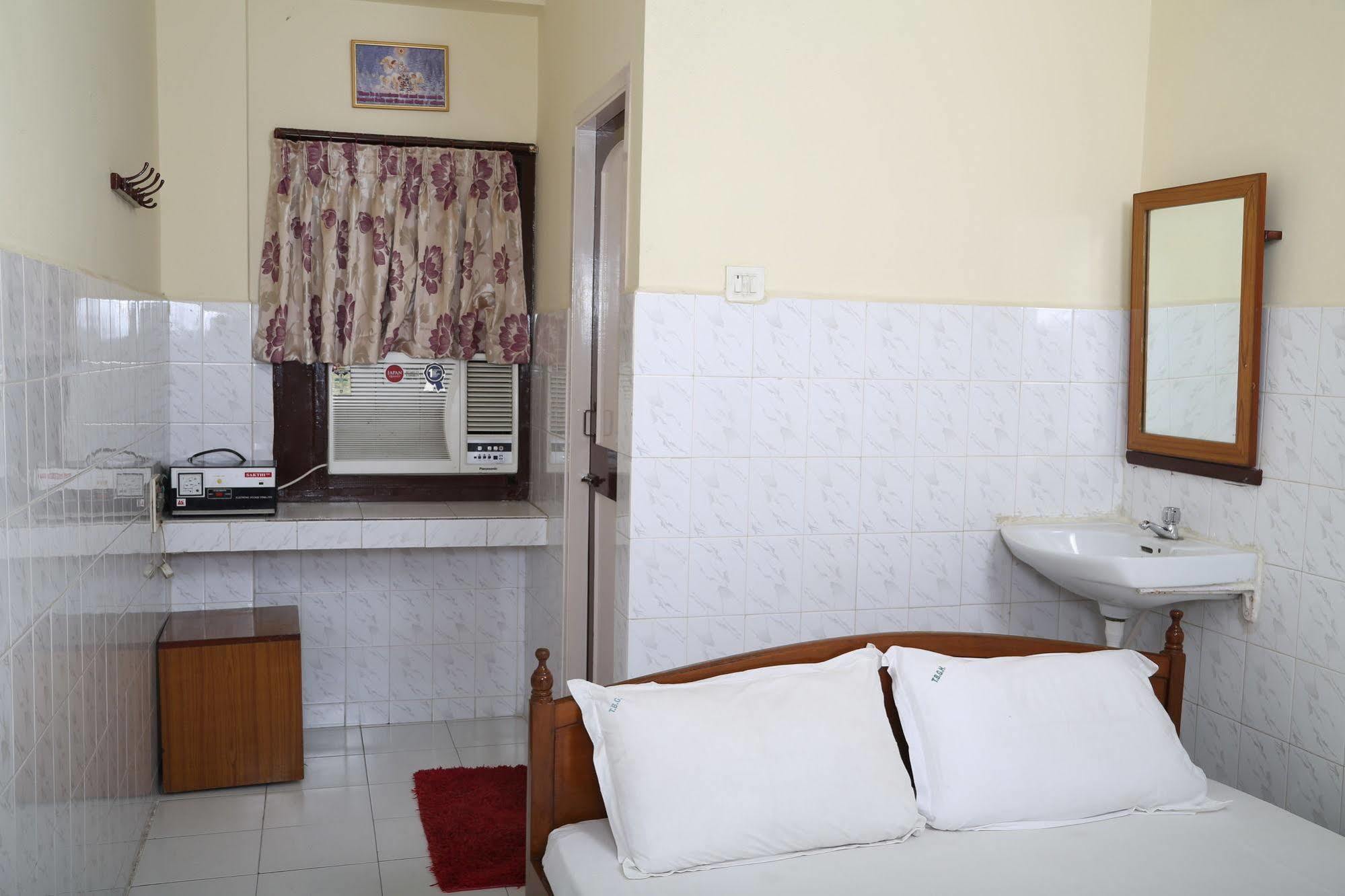 Thangam Balaji Guest House เชนไน ภายนอก รูปภาพ